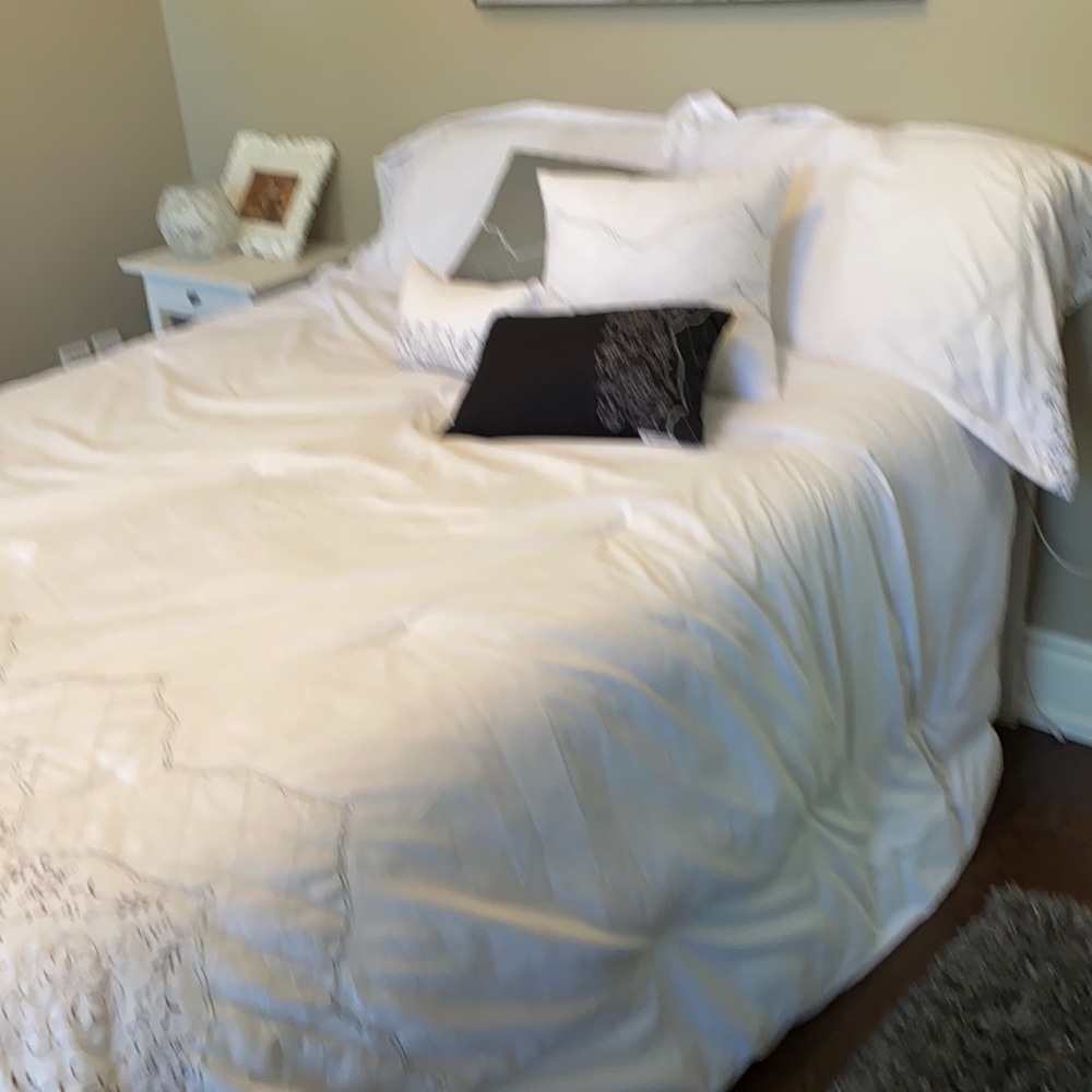 Chic home design king size bed in a bag